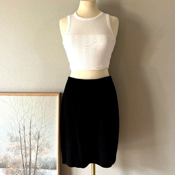 St John Basics black label santana knit knee length skirt size 6 wool blend - Picture 2 of 9